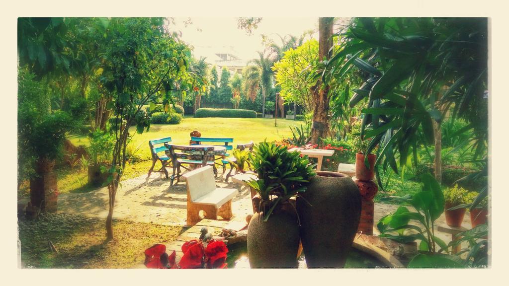 Swankaburi Boutique Hotel Sawankhalok Екстериор снимка