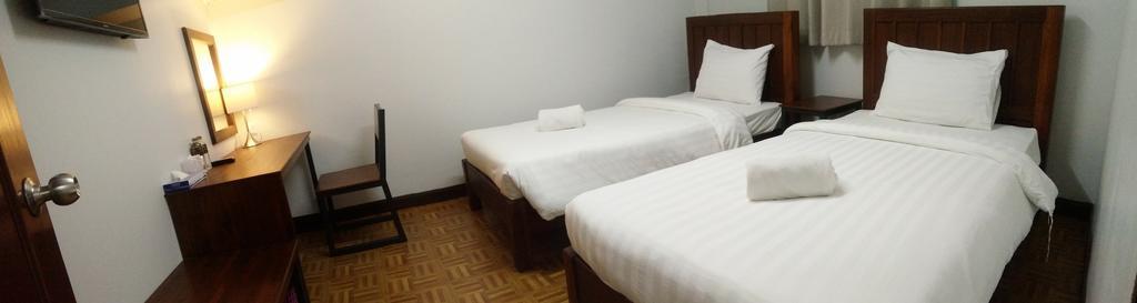 Swankaburi Boutique Hotel Sawankhalok Екстериор снимка