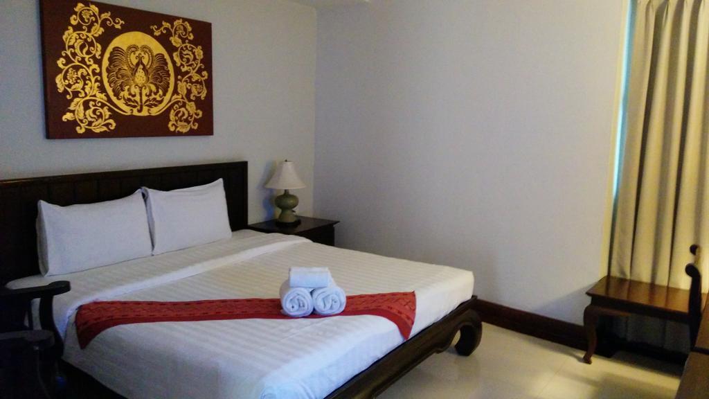 Swankaburi Boutique Hotel Sawankhalok Екстериор снимка