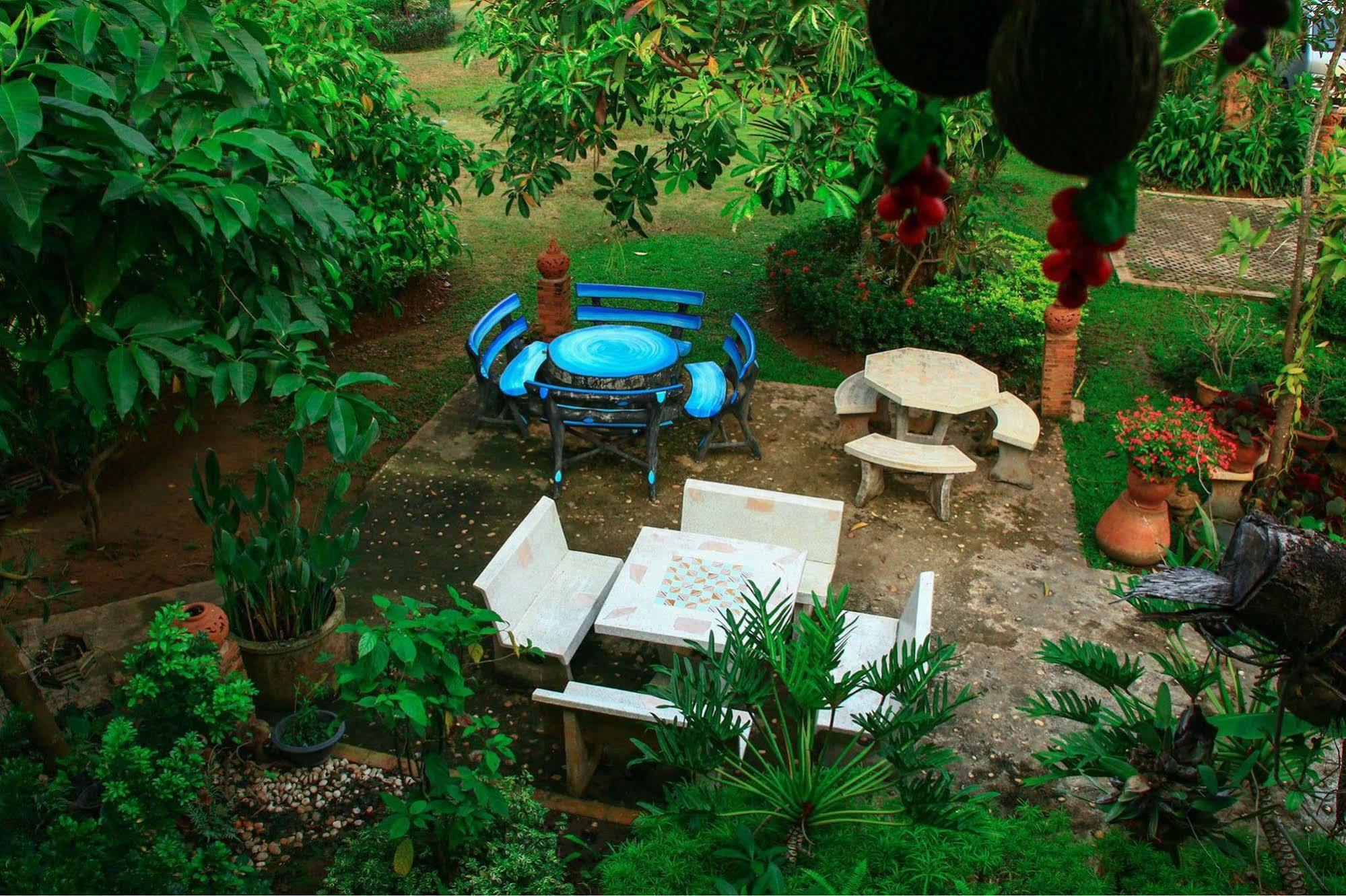 Swankaburi Boutique Hotel Sawankhalok Екстериор снимка