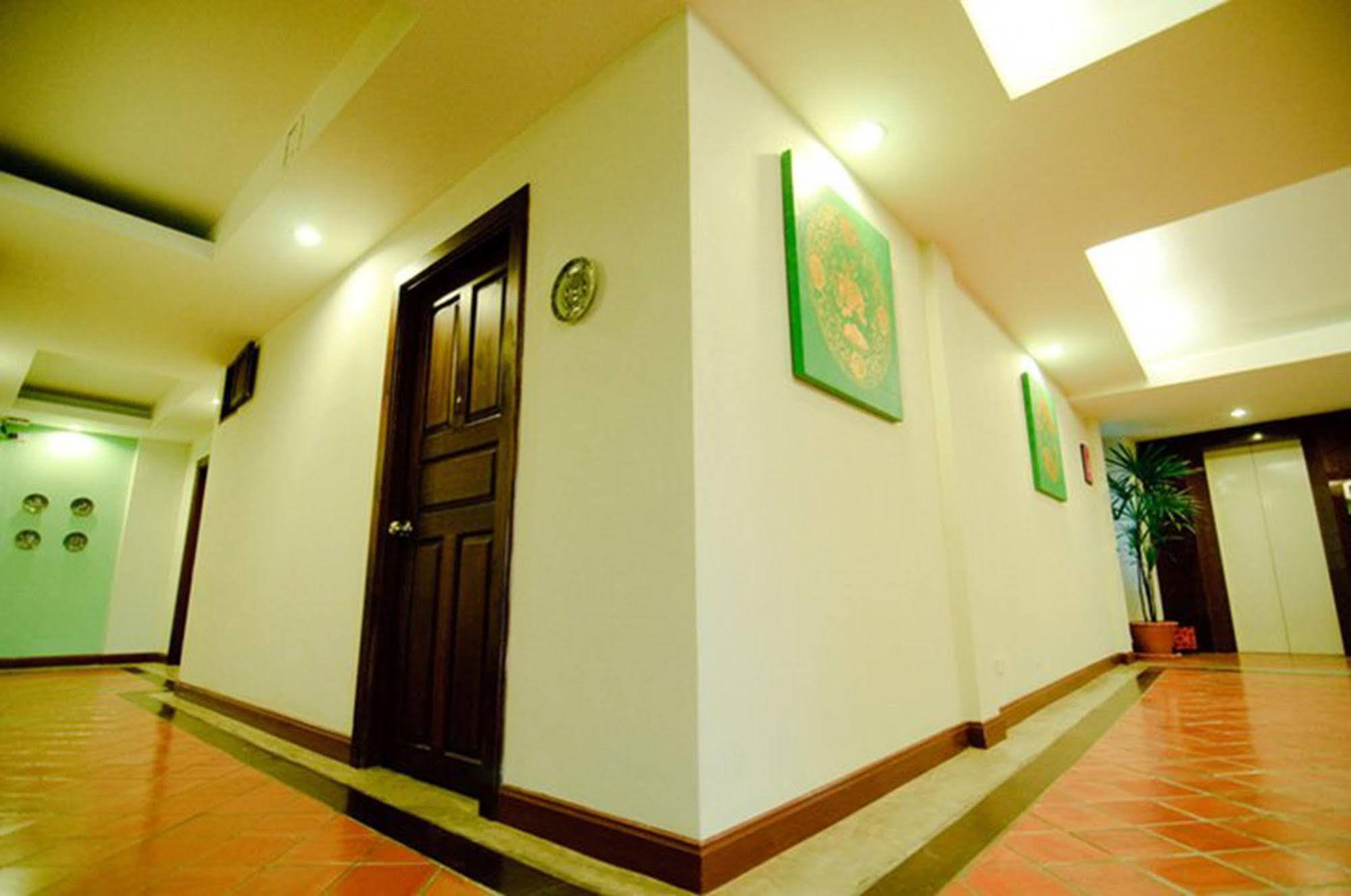 Swankaburi Boutique Hotel Sawankhalok Екстериор снимка