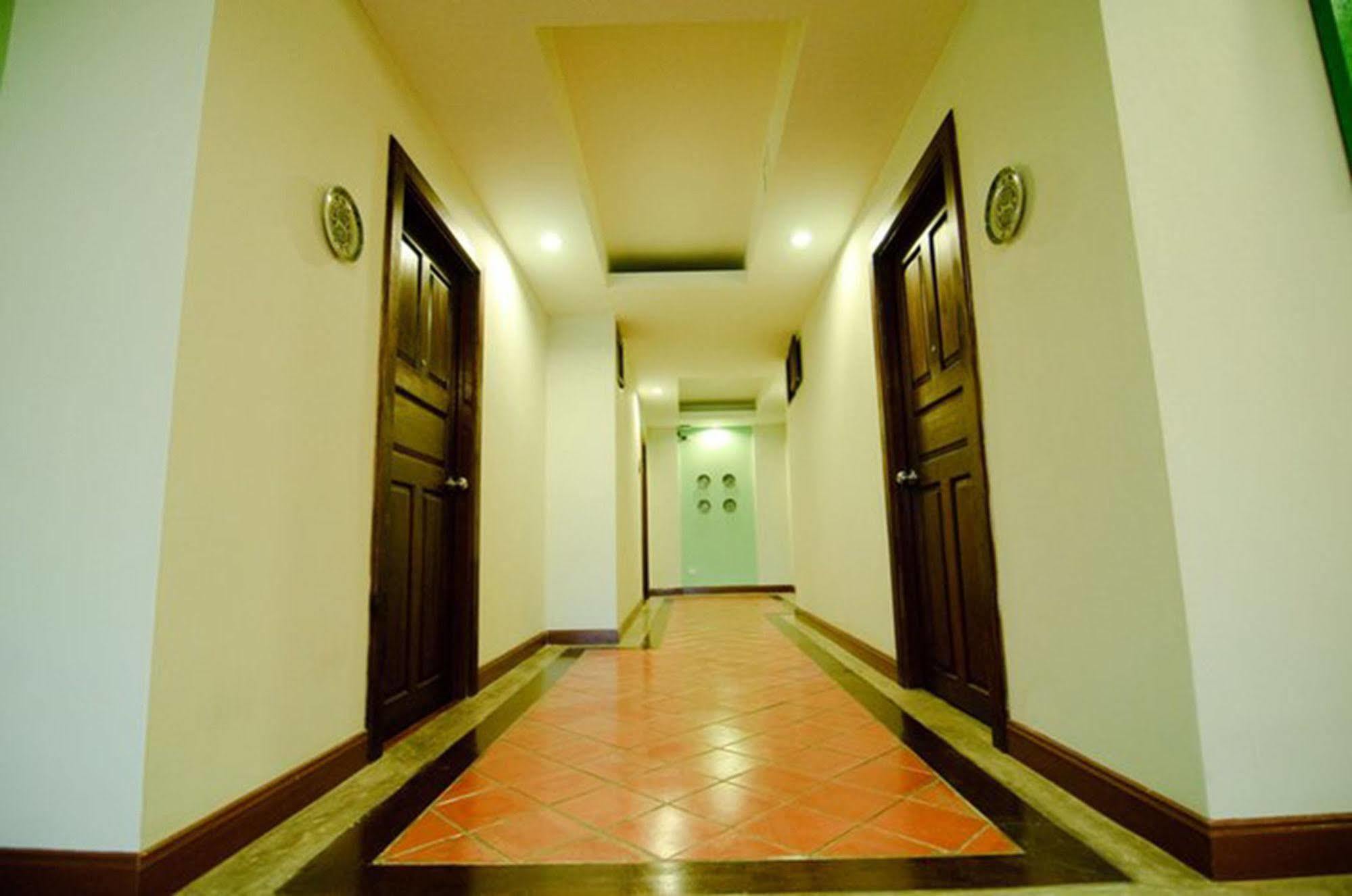 Swankaburi Boutique Hotel Sawankhalok Екстериор снимка